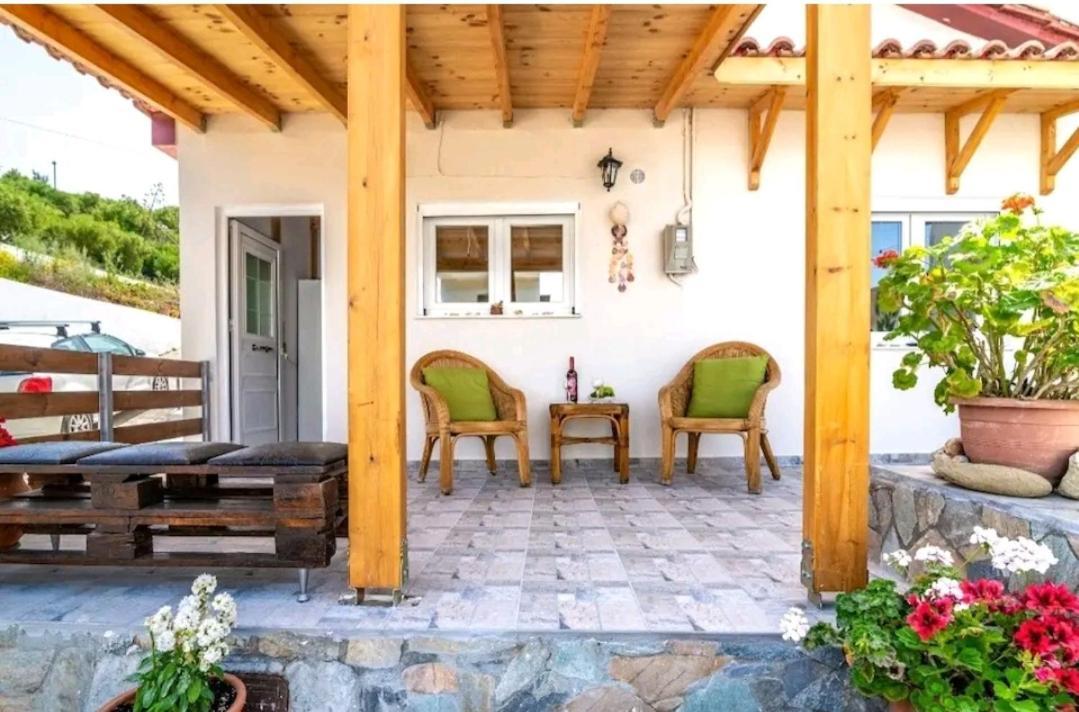 The Holiday House 3 Heraklion  ภายนอก รูปภาพ
